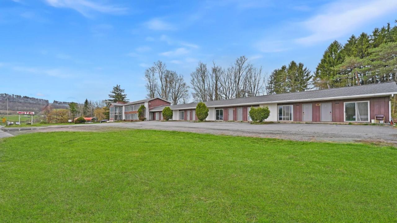 Maplehurst Motel Tunkhannock Zewnętrze zdjęcie