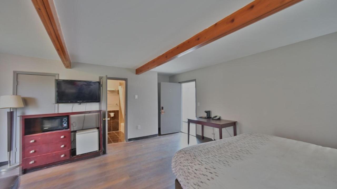 Maplehurst Motel Tunkhannock Zewnętrze zdjęcie