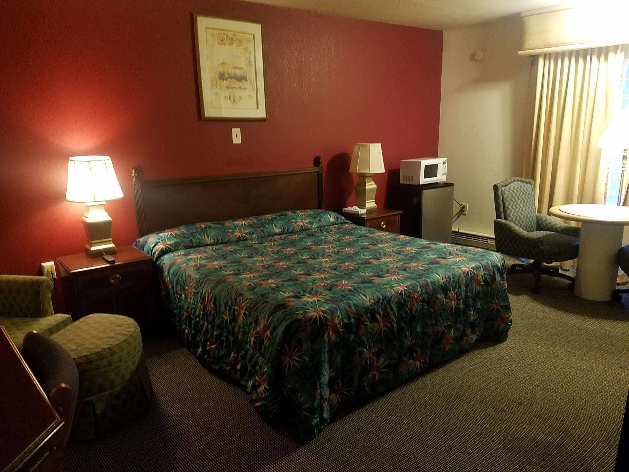 Maplehurst Motel Tunkhannock Zewnętrze zdjęcie