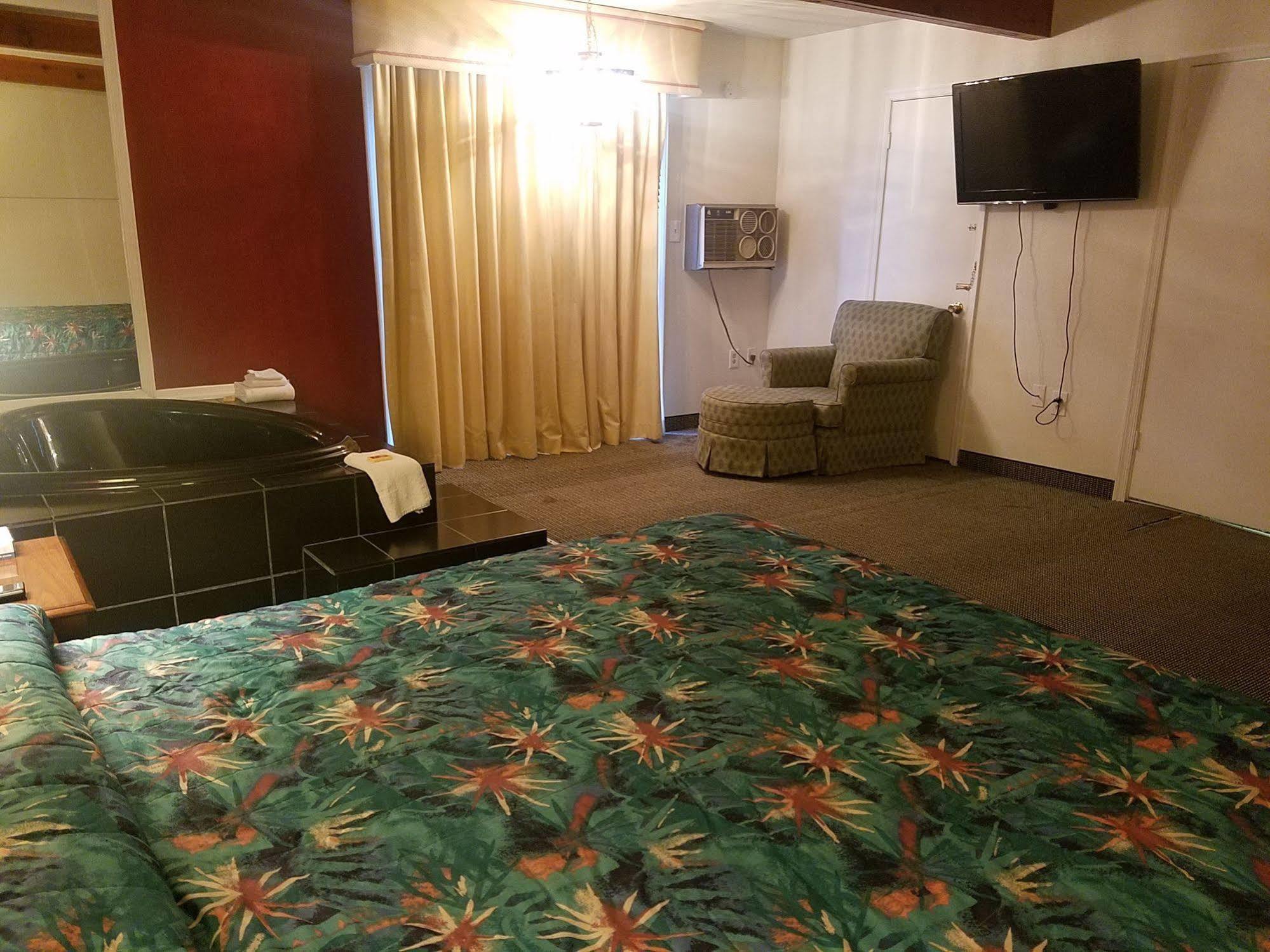 Maplehurst Motel Tunkhannock Zewnętrze zdjęcie
